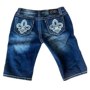 Cello ladies long shorts five pocket style, intricate embellishments size 11